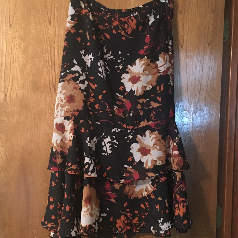 Studio by Liz Claiborne 2-tier Ruffle Skirt, 22W.
